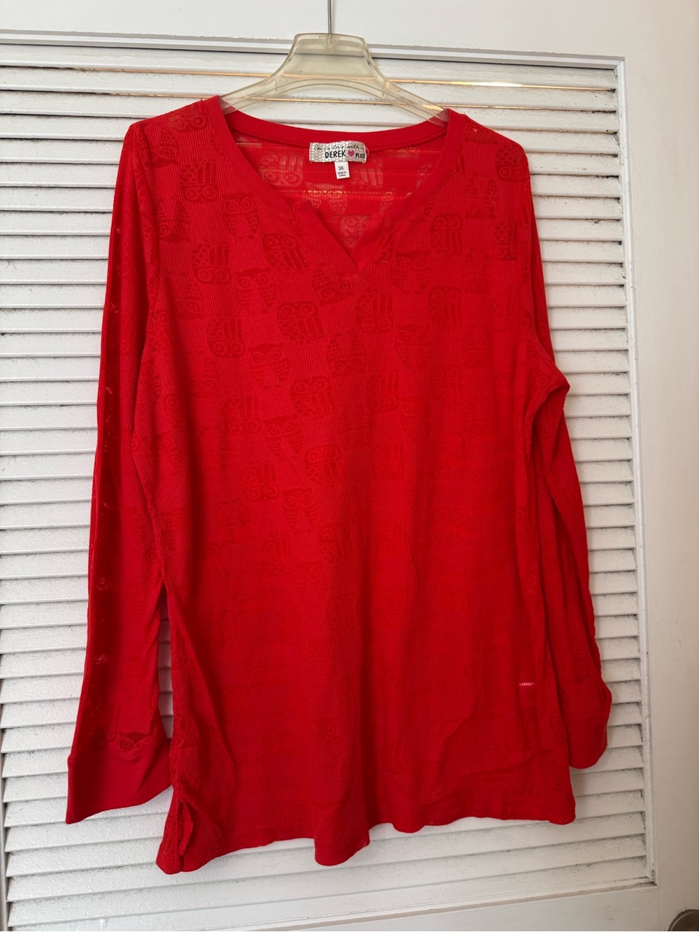 Derek Heart Red Long Sleeve V-Neck Knit Top